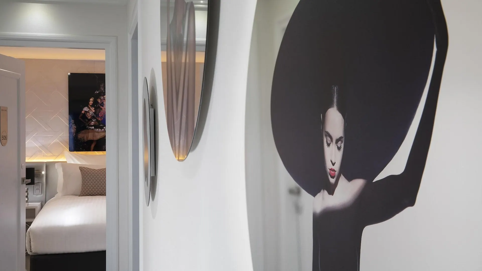 Dress Code Hotel Paris