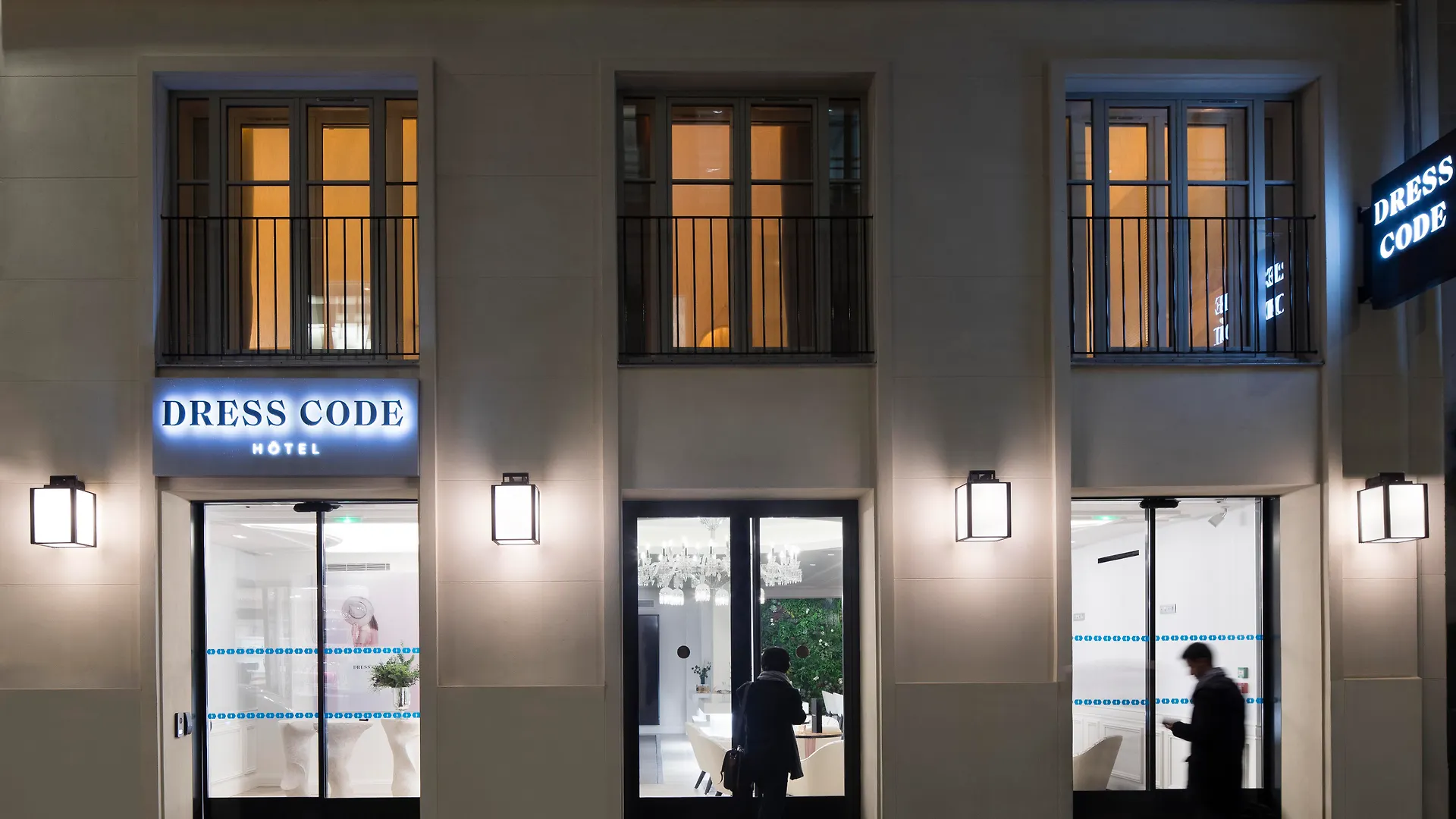 Dress Code Hotel Paris