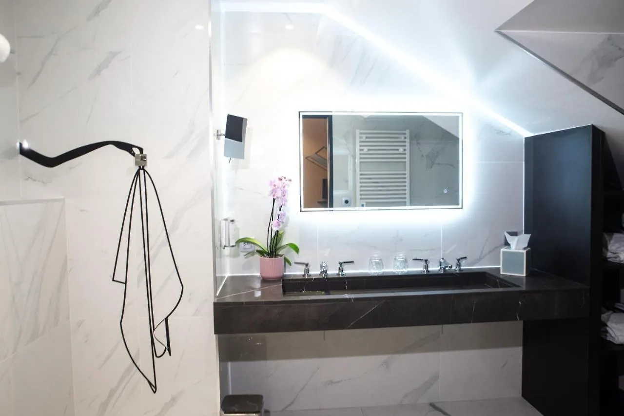 Dress Code Hotel Paris